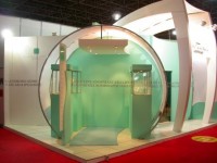 /album/stands/stand-garnet-cosmetica-2003-001-jpg/